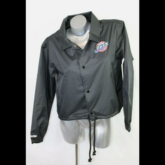 NEW MITCHELL AND NESS UTAH JAZZ JACKET HWC WOMENS MEDIUM $100 MSRP CROPPED BLACK - Picture 1 of 10